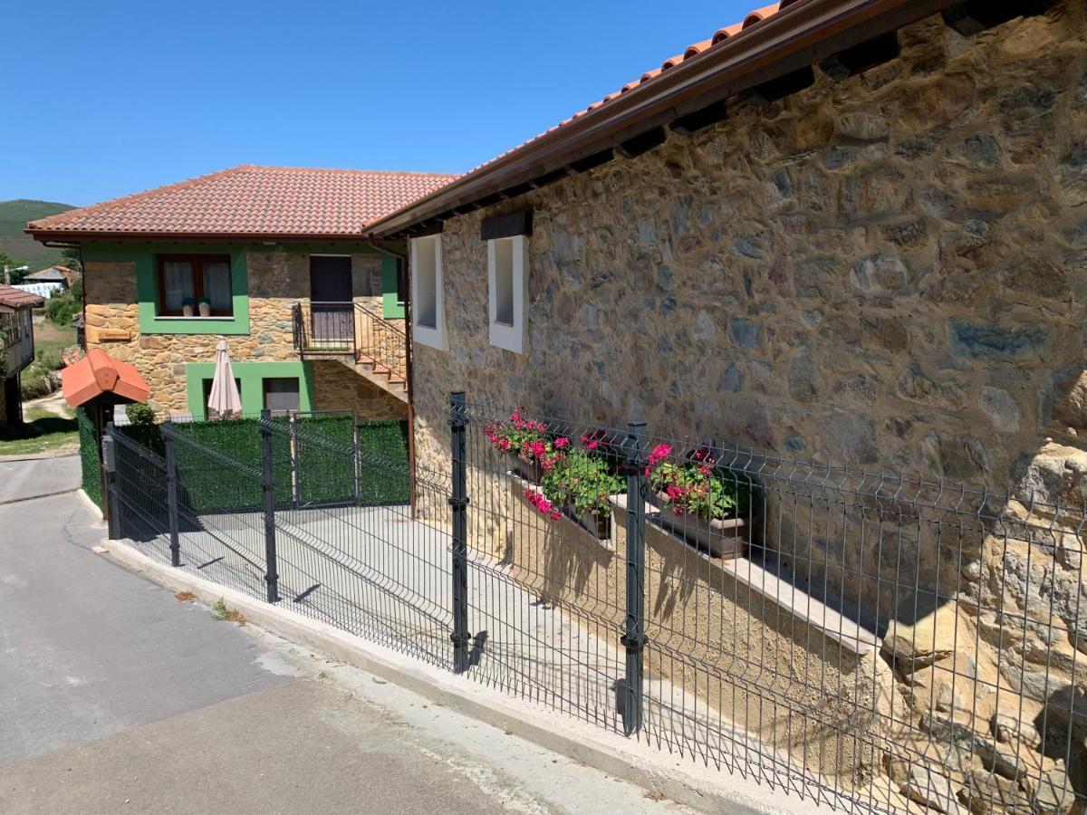Villa C'Genoveva Complejo Turistico Rural Caleacabo Biescas  Exterior foto